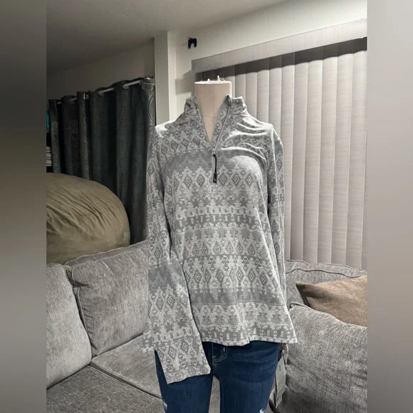Free Country Women's Gray and White Patterned Hoodie - Picture 2 of 10